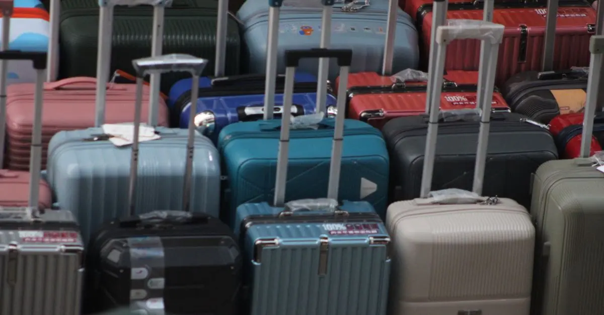Minimalisme en Voyage : Les Bienfaits de Voyager Léger