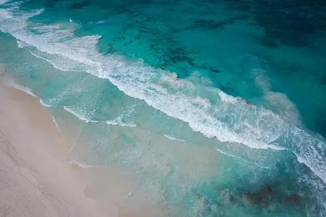 Comment Bien Planifier un Voyage Minimaliste Réussi