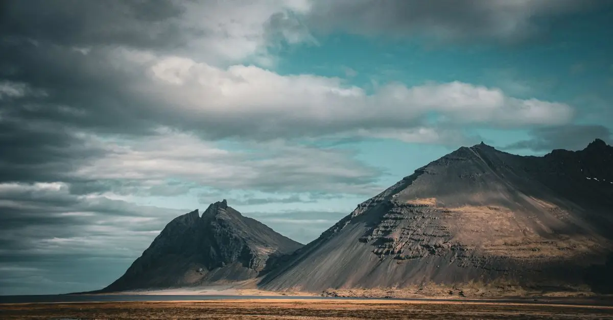 Minimalisme Voyage : Les 10 Meilleures Destinations pour Voyager Léger