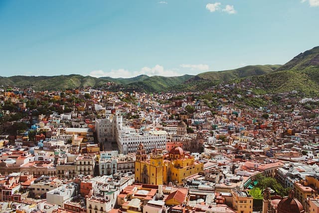 Les Meilleures Destinations pour un Voyage Minimaliste