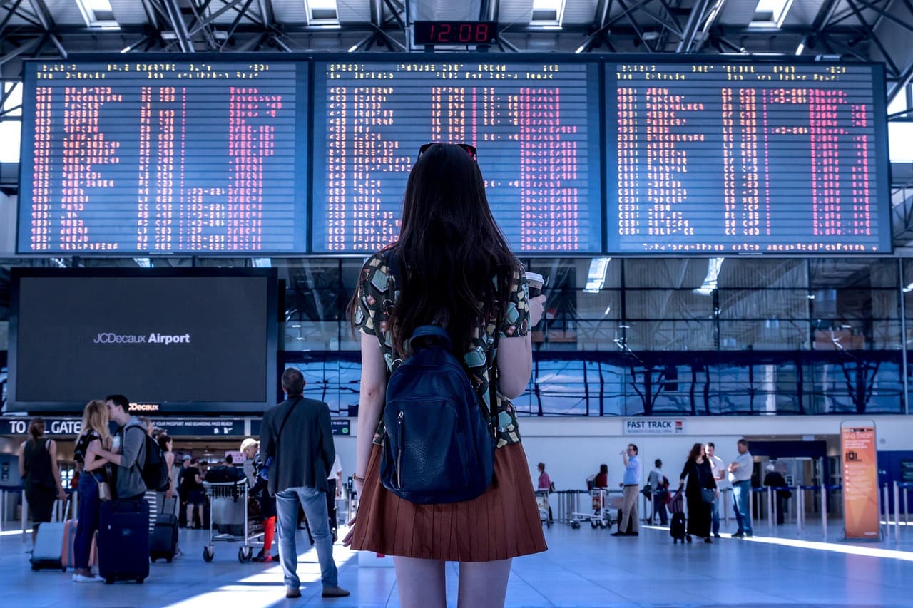 Minimalisme Voyage : 5 Principes pour Voyager Léger