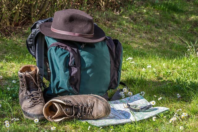 Minimalisme Voyage : 10 Erreurs à Éviter Absolument