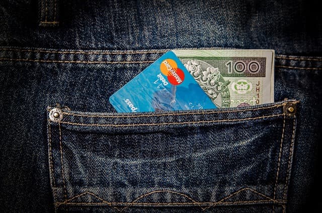Comment Voyager Minimaliste Avec Un Budget Serré